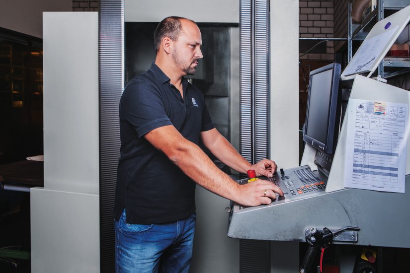 dk-Fixiersysteme_Fertigung_3